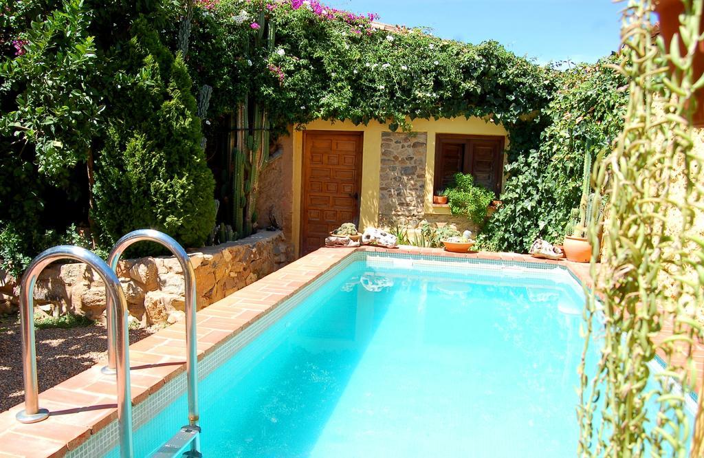 Casa Rural De Luna Country house *