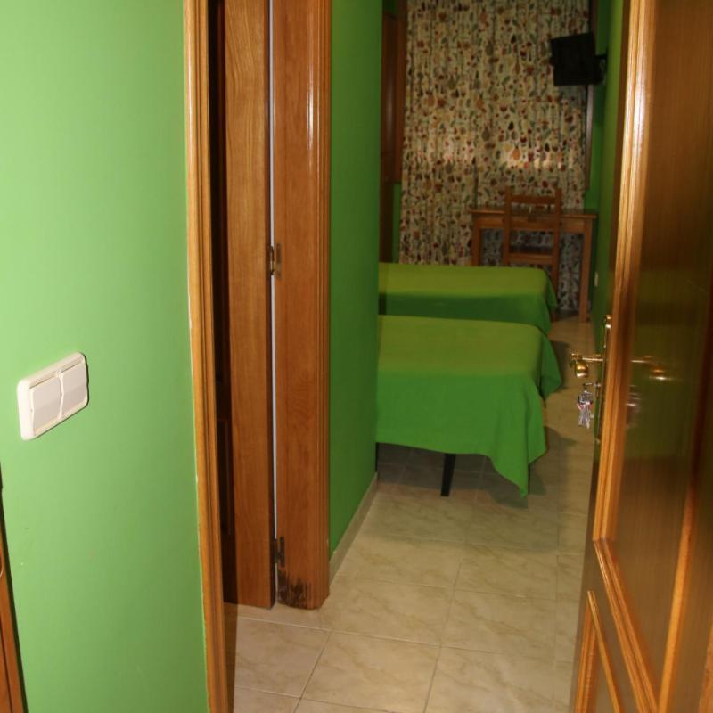 Burgales Guest house Milagro
