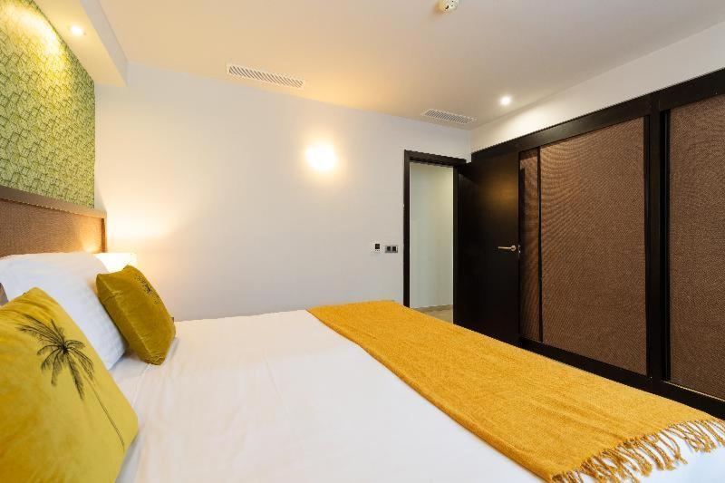 Occidental Roca Negra - Adults Only 4*