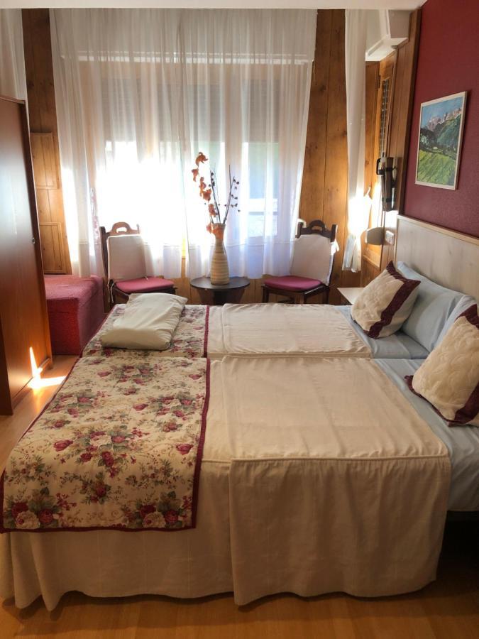 Escartin Guest house