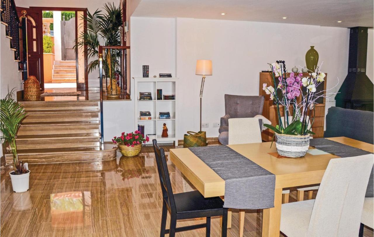 Beautiful In Lluchmajor With Kitchen Сasa de vacaciones