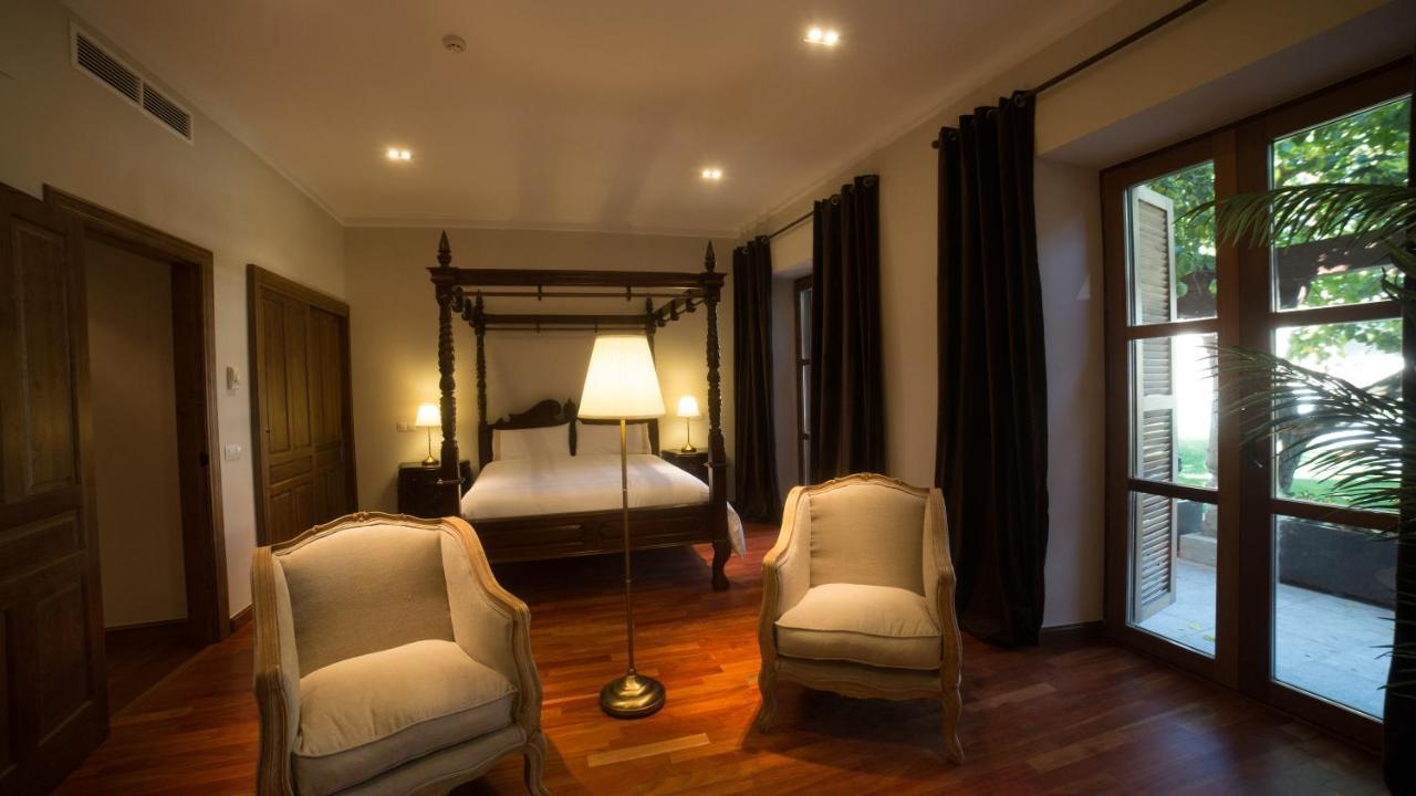 Isabel De Castilla Inn 4*