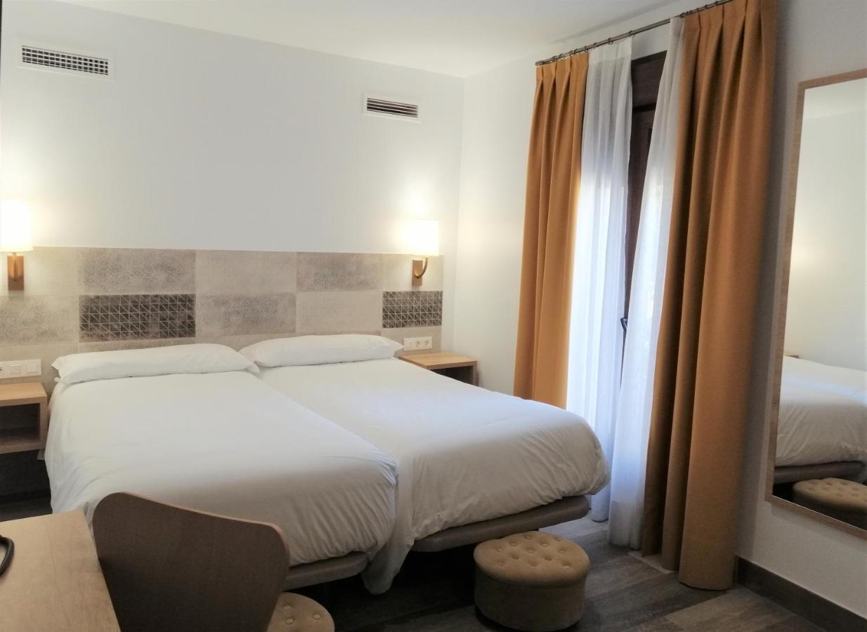Hotel Restaurante De 3*