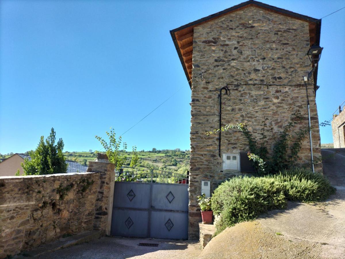 Cal Rafalet Holiday home
