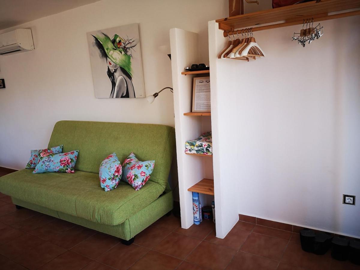 Casa Martinez & D'hotes A 3 Kms De Montserrat Valencia Homestay