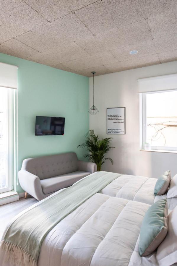 Urban Hotel 2*