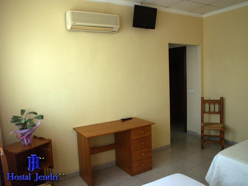 Hotel Jendri Hotel Almazora