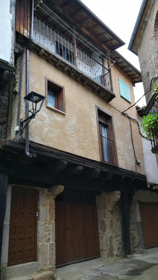 Casa Fuente La Calle San Martín del Castañar