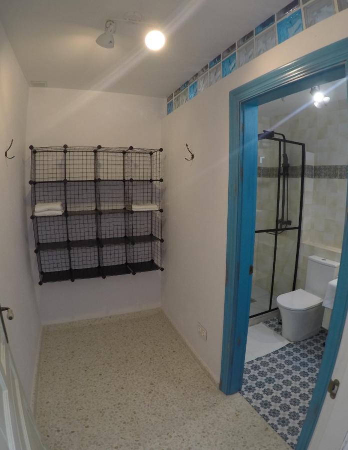 Casa Mixa Con Decoración Estilo Industrial Mijas