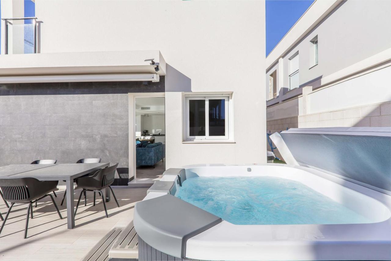 Casa Bos Dolpfin Wellness Luxury Entire Pool & Jacuzzi Gran Alacant Near Puerto Marino