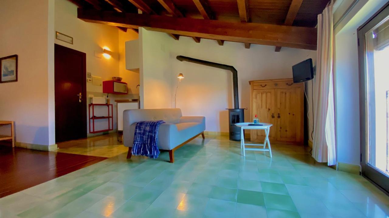 El Baciyelmo Apartment *