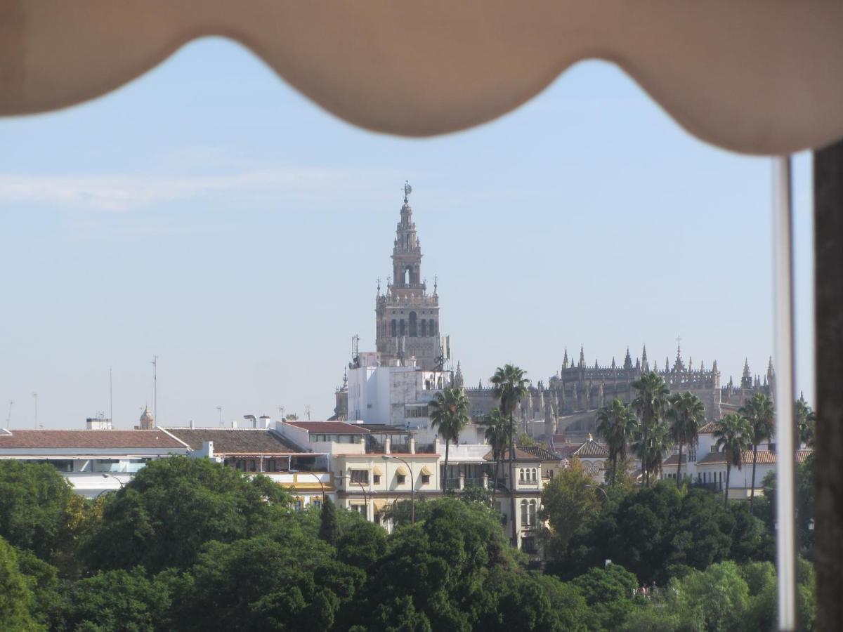 Apartamento Trianabridgeviews ático Con Vistas Al Puente De Triana Calle Castilla 38
