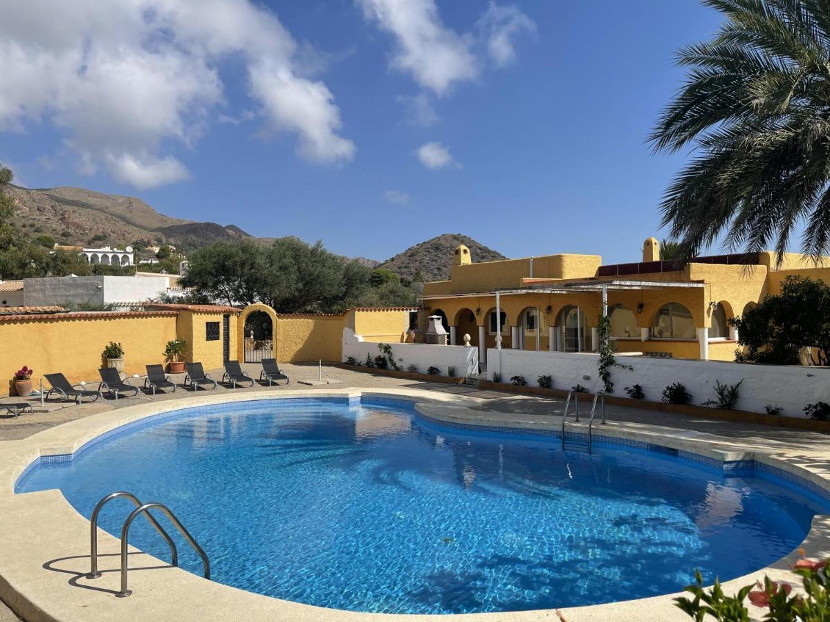 El Oasis Villa *
