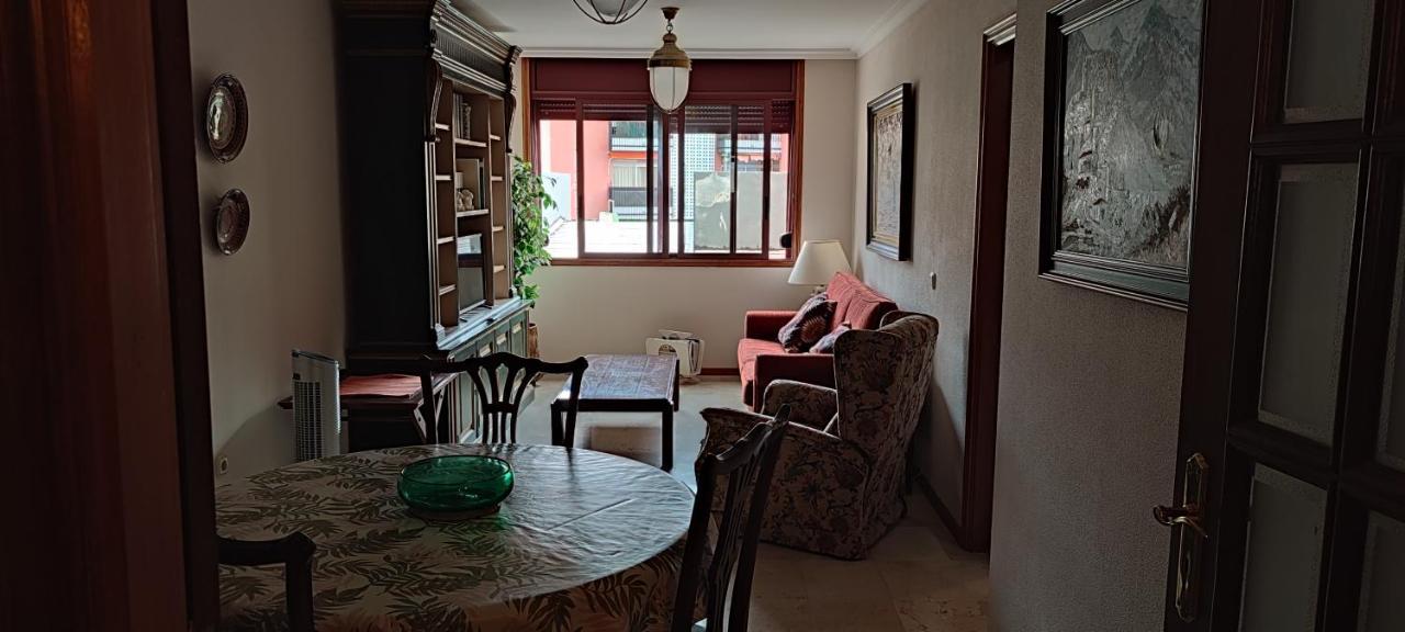 Apartamento con garaje en el corazón de Santa Cruz Apartamento *