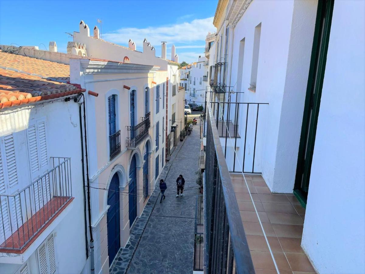 Unio - En El Casco Antiguo Cadaques
