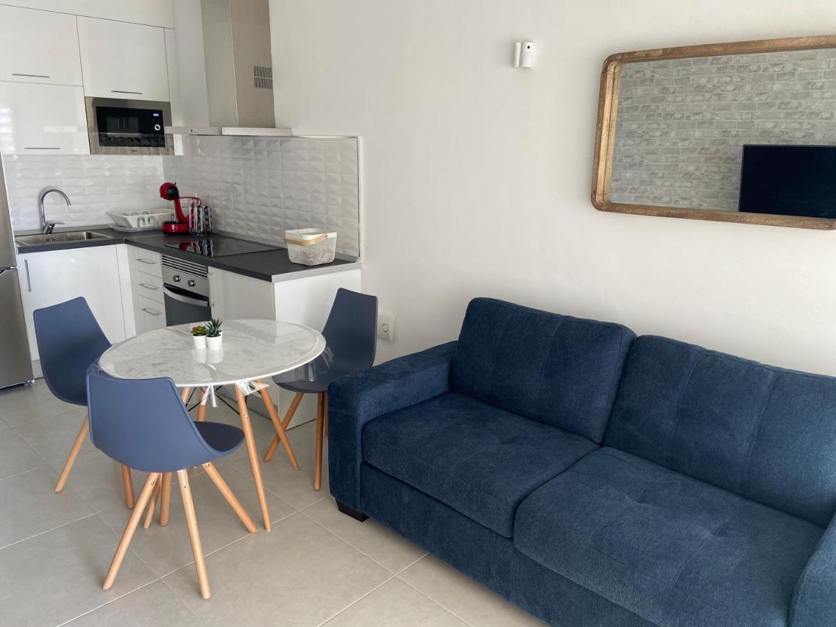 Piso tranquilo,piscina comunitaria.Zona turística Apartamento *