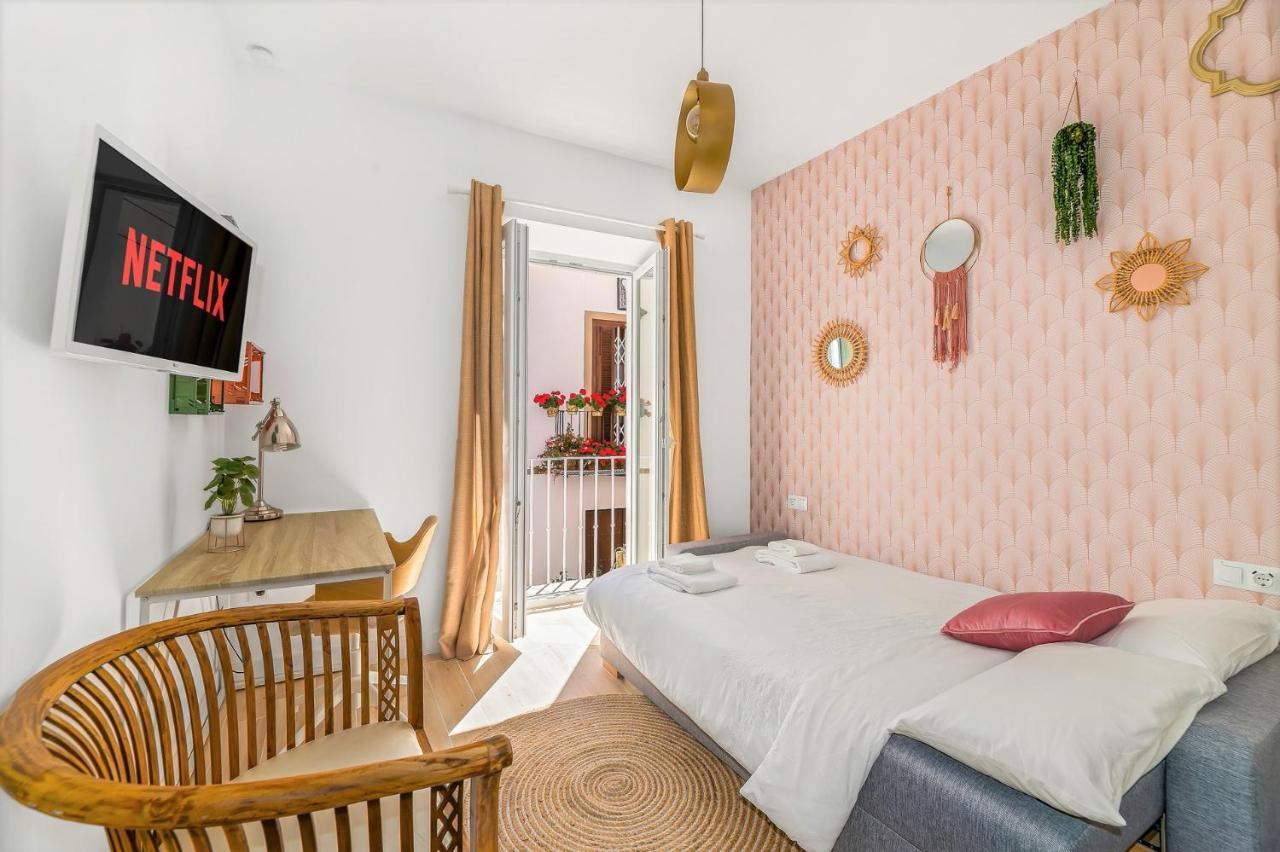 Superb Private House In The Heart Of Málaga, With Sunny Rooftop Сasa de vacaciones