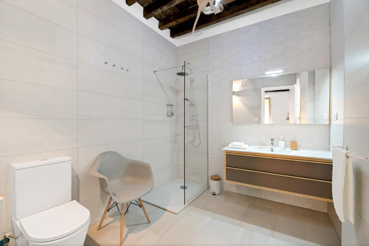 Сasa de vacaciones Superb Private House In The Heart Of Málaga, With Sunny Rooftop Málaga