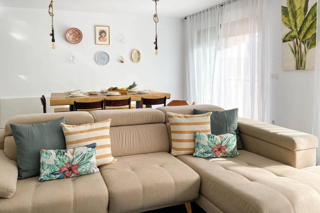 Casa La Mar. Relax Y Bonitas Vistas Cala Palmeretes Сasa de vacaciones