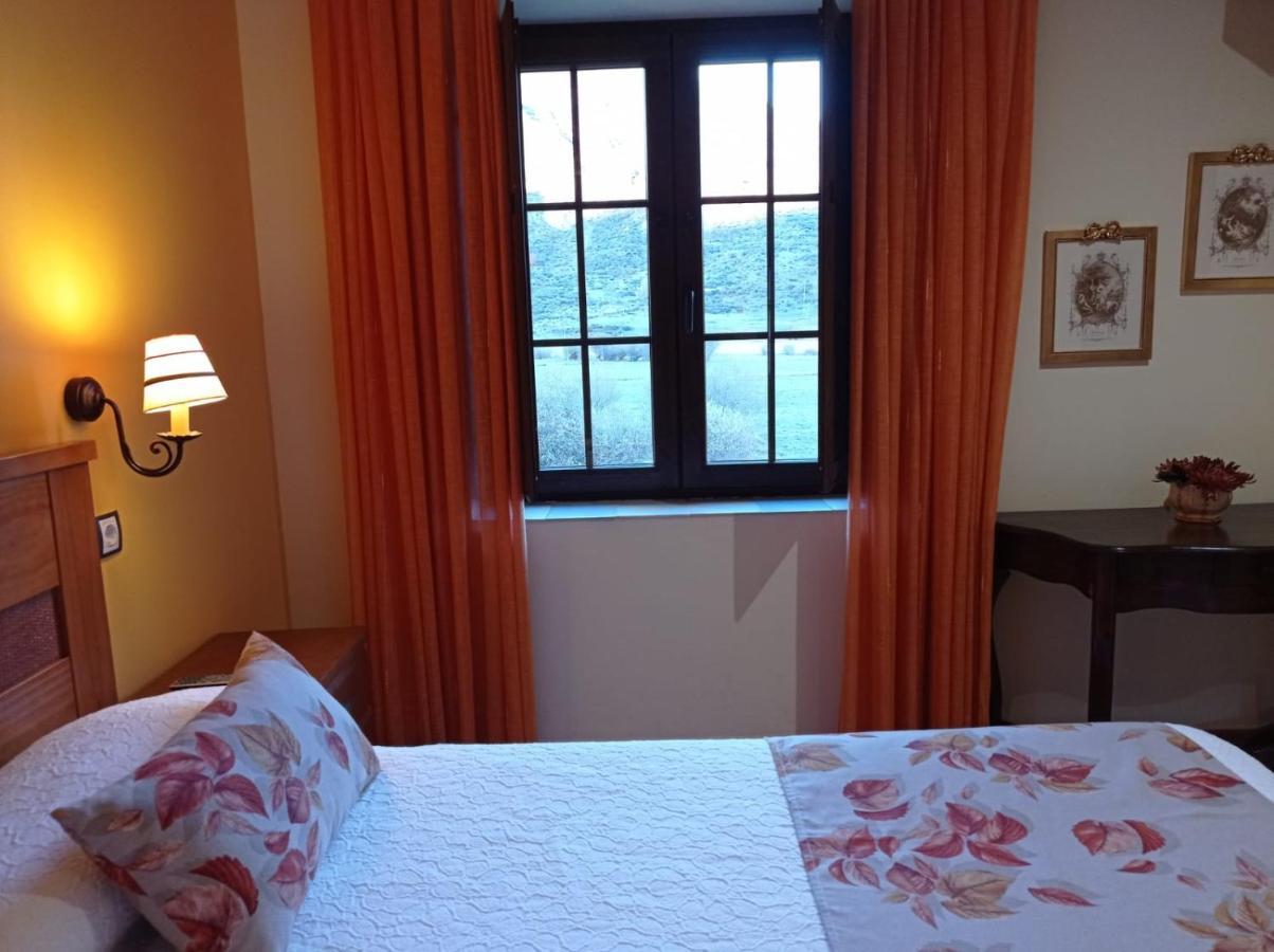 El Cuartel De Hotel *
