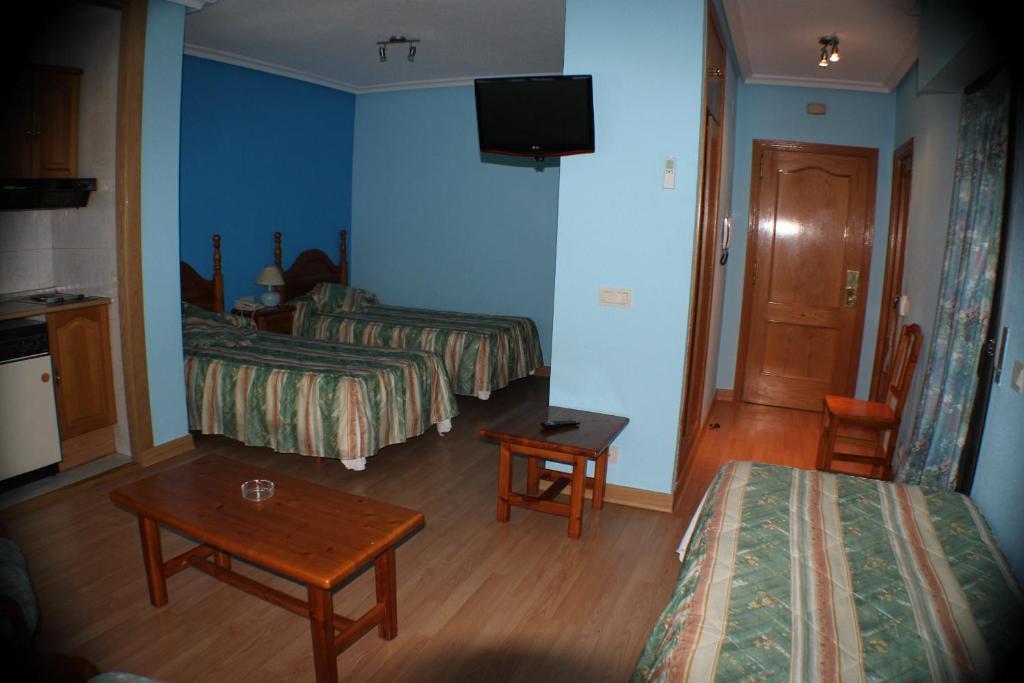 Nieves Hotel