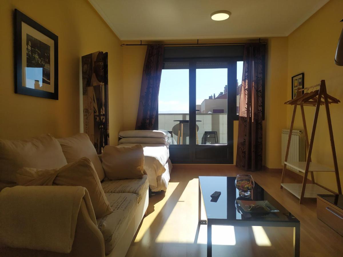 Apartamento El Parque Terraza Con Vistas Montana Entorno Tranquilo Ideal Mascotas Apartment *