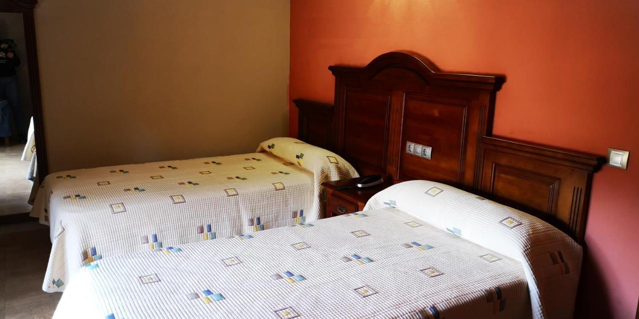 Rural Dehesa Del Rincon Hotel