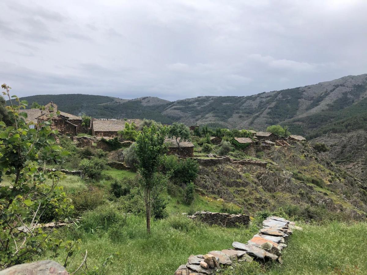 Refugios Del Valle Negro * Campillo de Ranas