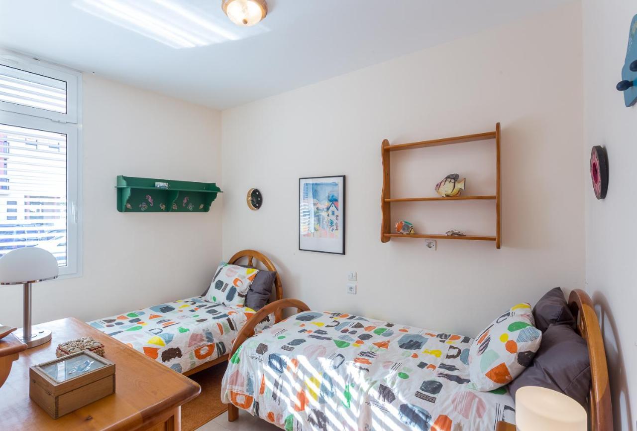 Front Line With Fantastic Terrace. Apartment Telde