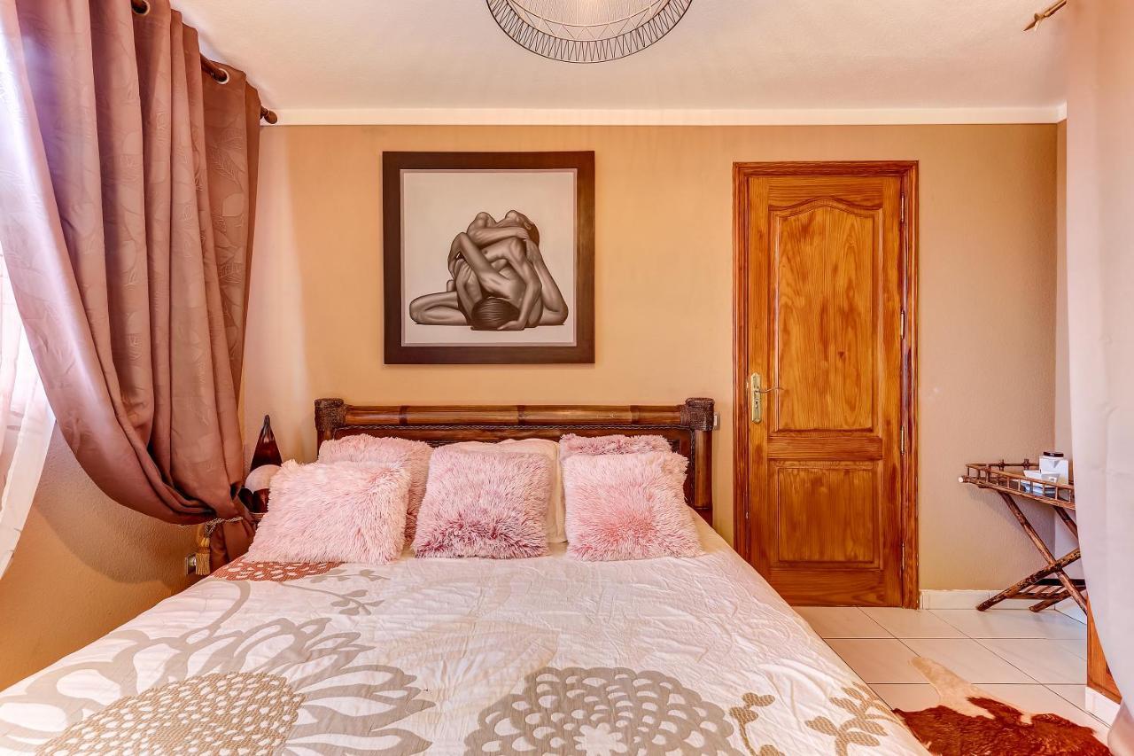 Mordelliya Private Jacuzzi Apartment Chayofa