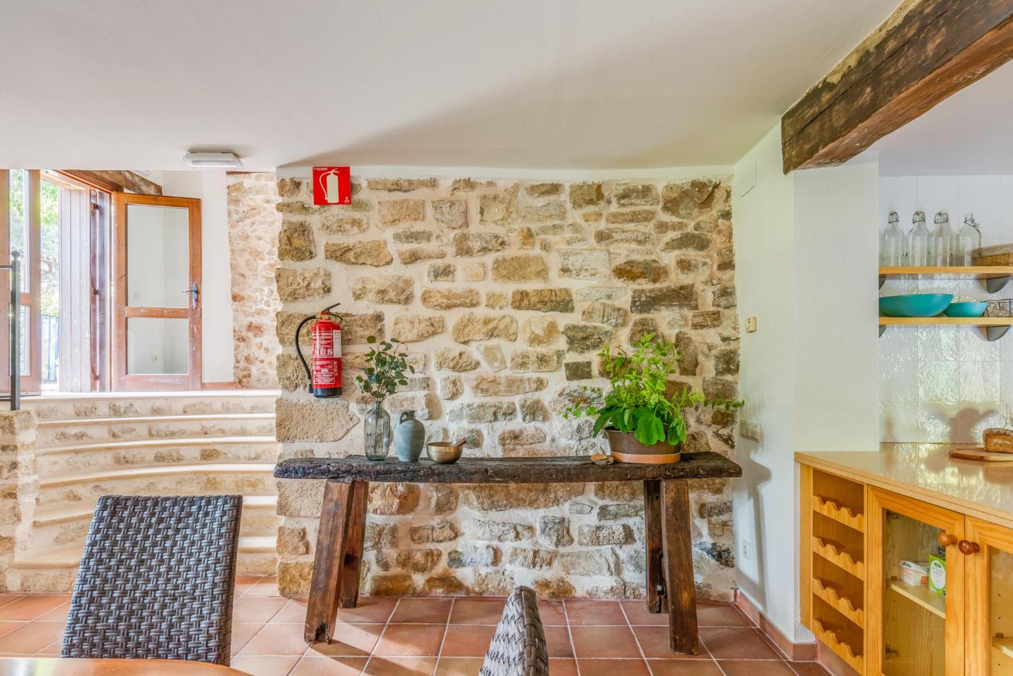 Hotel Masia Ventanell Luxury Near Barcelona La Llacuna