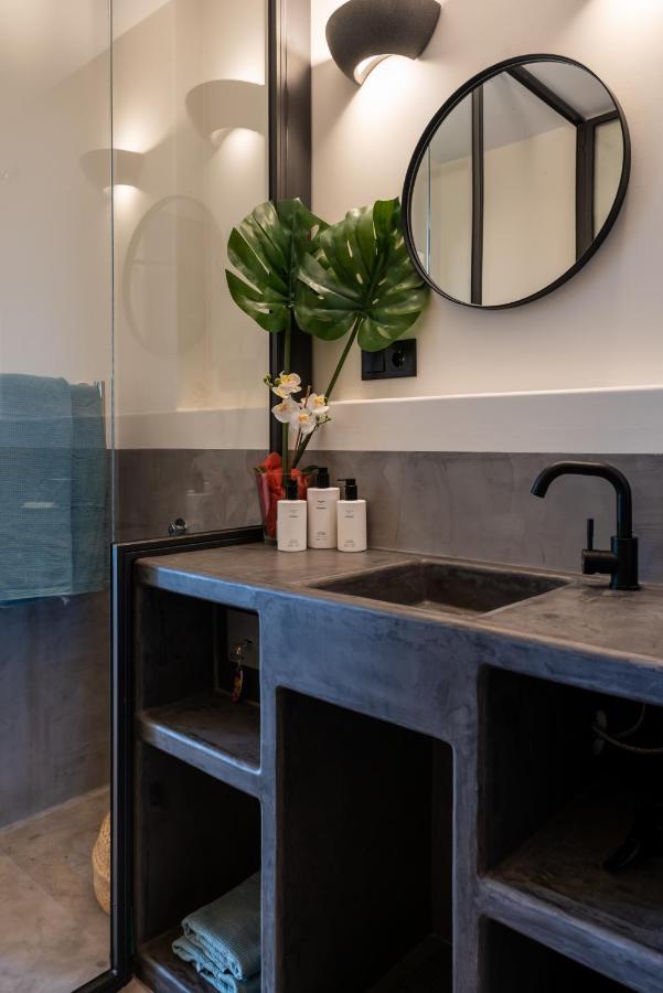 Papaya Apartment