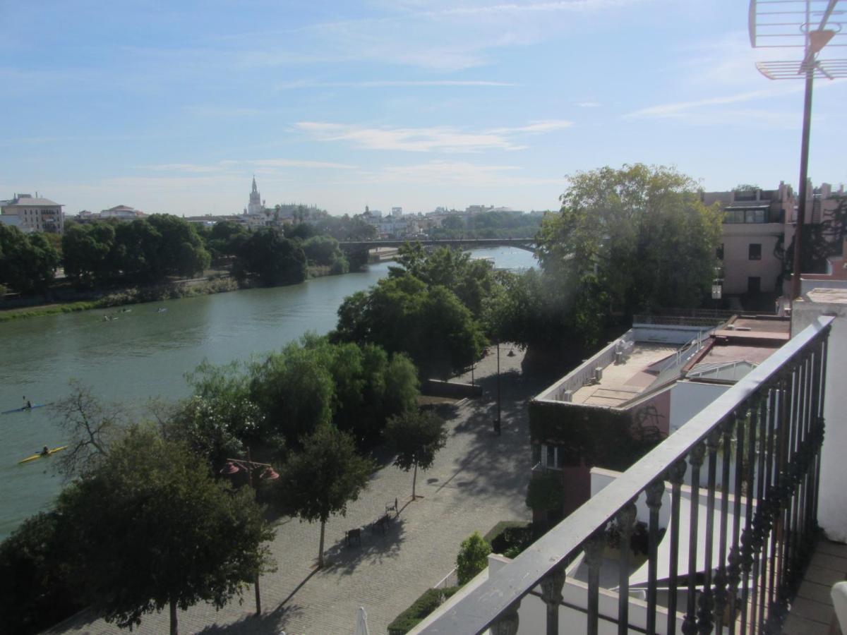 Apartamento Trianabridgeviews ático Con Vistas Al Puente De Triana Calle Castilla 38