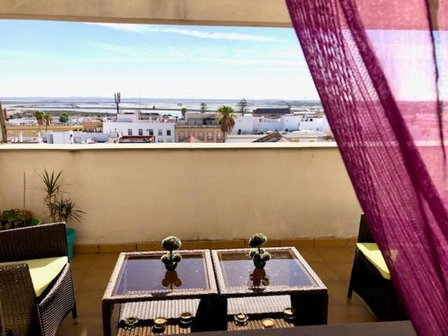 Gatu ático Vistas Marineras Parking, Piscina, Terraza, Wifi El Puerto de Santa María