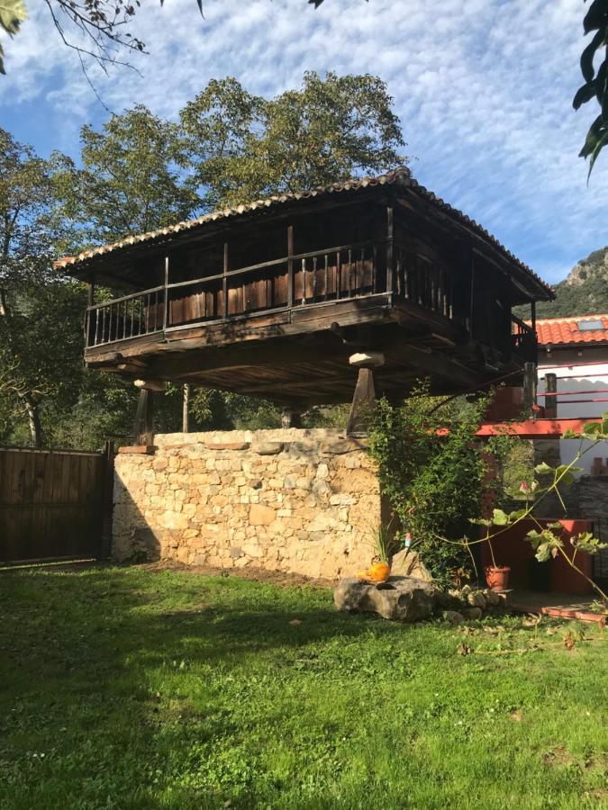 Сasa de vacaciones En Asturias A Orillas Del Río Narcea Puerta De Somiedo Barcena