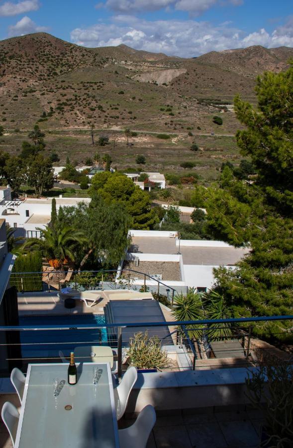 Oro Y Luz Negras Сasa de vacaciones