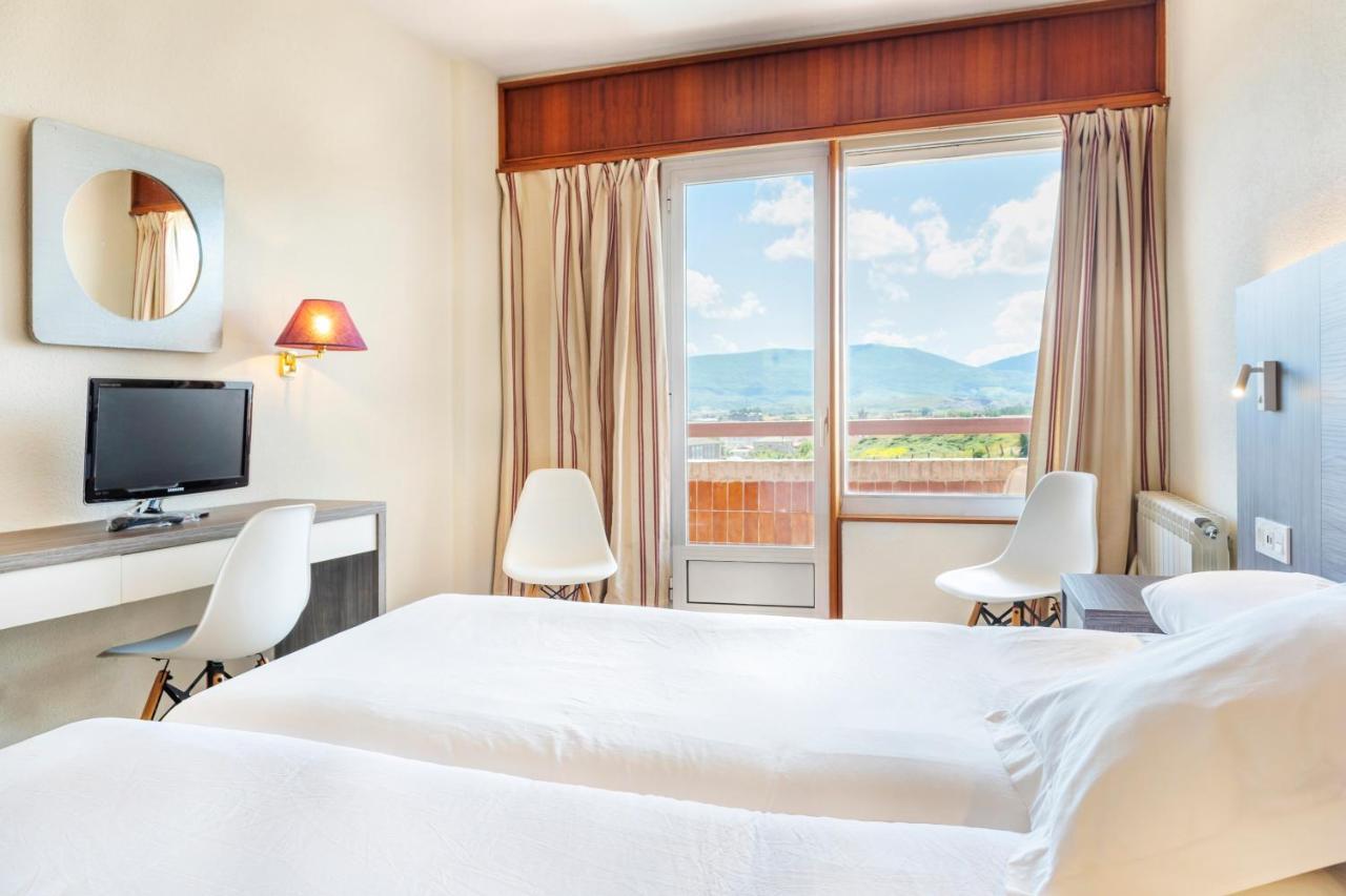 Vejo Hotel 3*