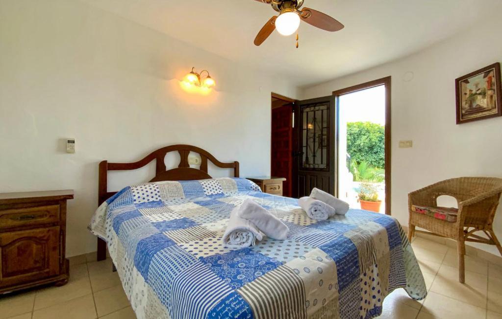 Villa La Madrugada - Luxury With Sea Views And Private Heated Pool Moraira