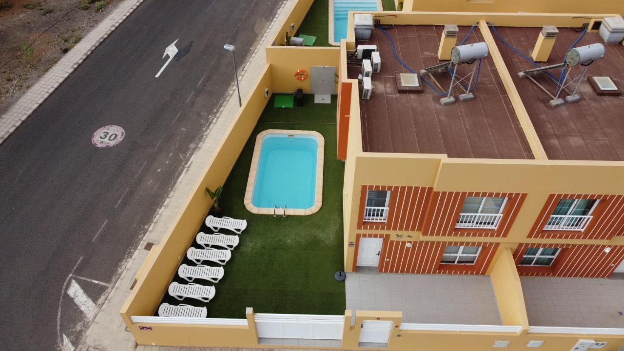 Mariposas Pool Puerto del Rosario (Fuerteventura)