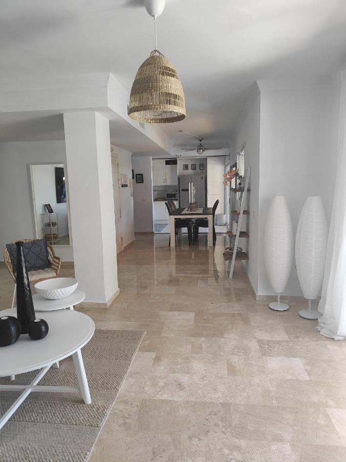 Center Beach 2 Beds Appartement Elviria * Marbella