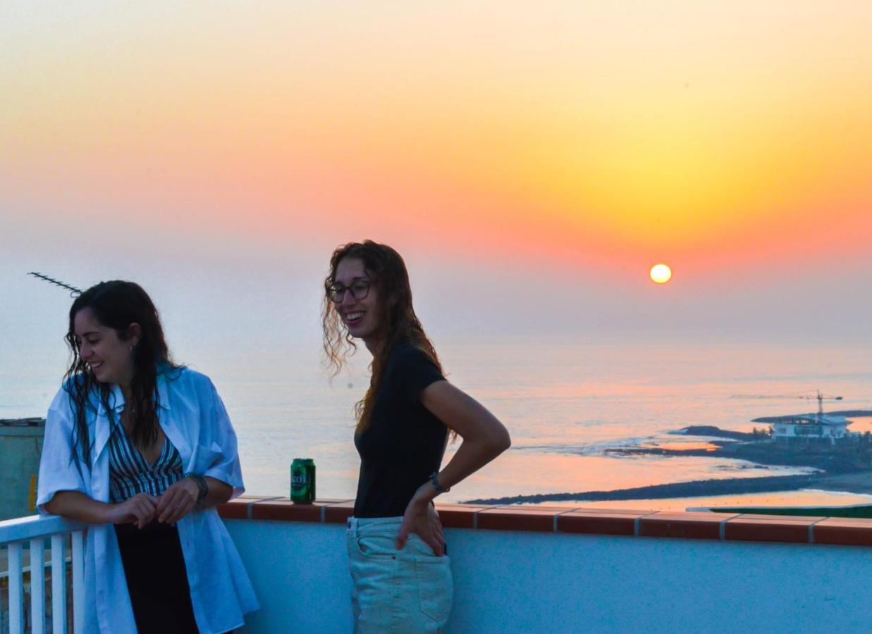 Banana Surf House Guest house Los Cristianos (Tenerife)