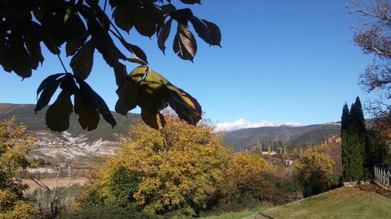 Apartamento Catiza Apartment Jaca
