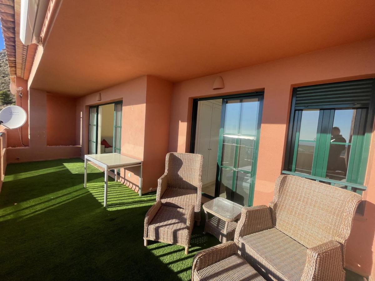 Altos Sierra Cortina Apartment *