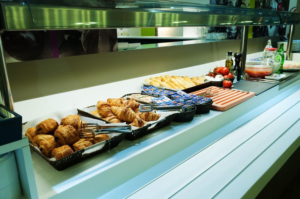 Ibis Styles Torrefarrera Hotel Torrefarrera