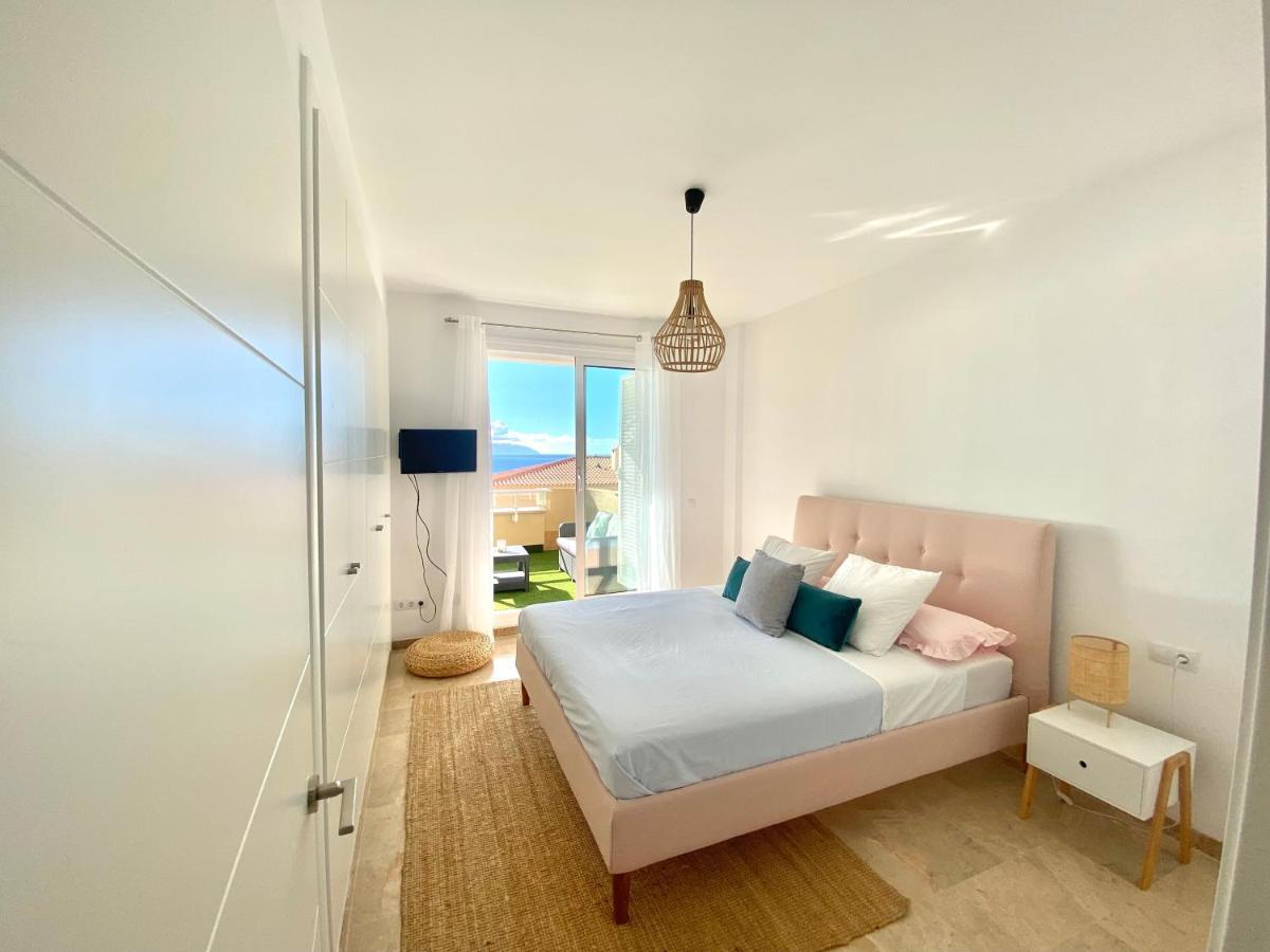 Gigantes Ocean View Apartment *