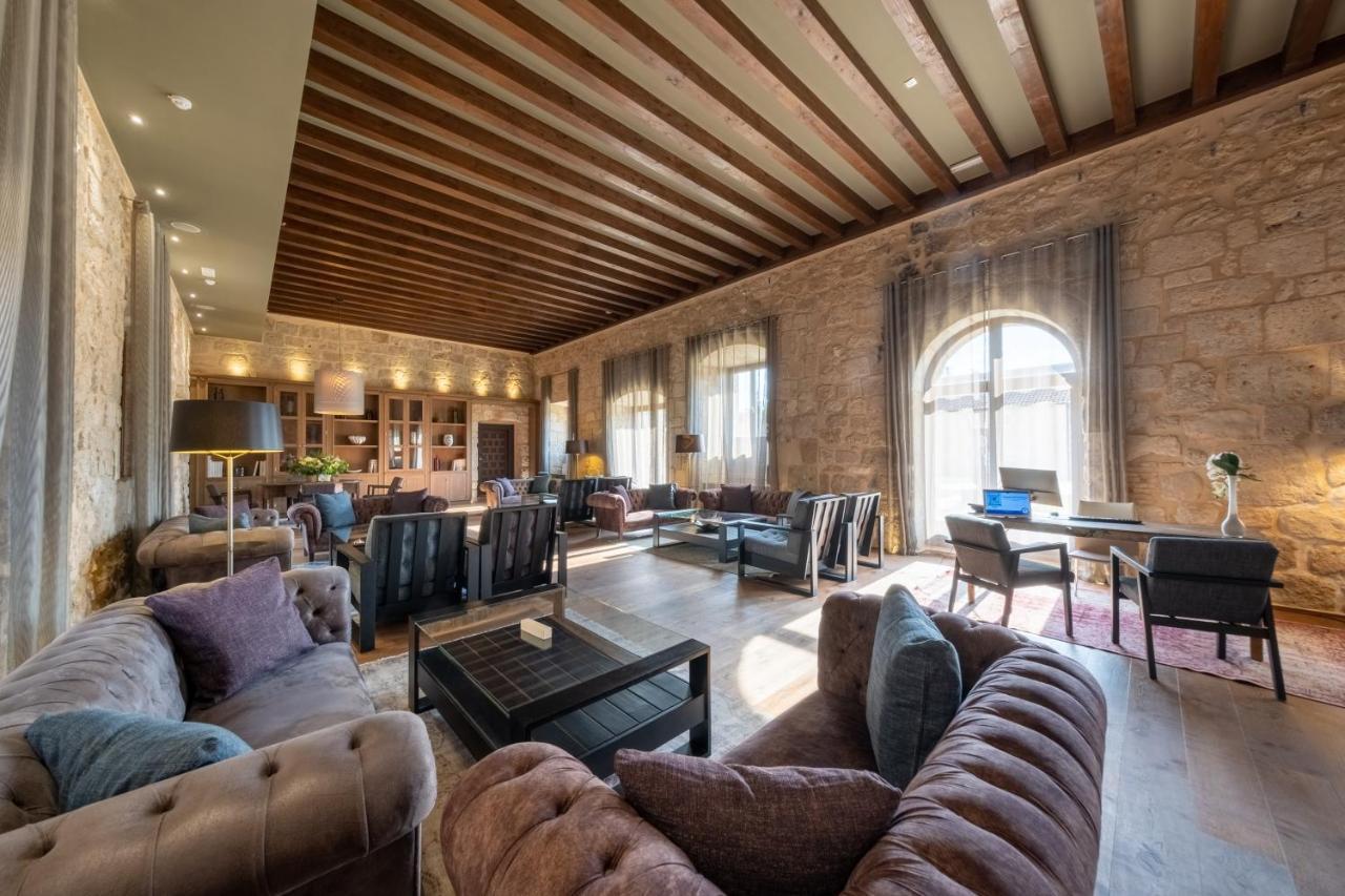 Castilla Termal Monasterio De Valbuena 5*