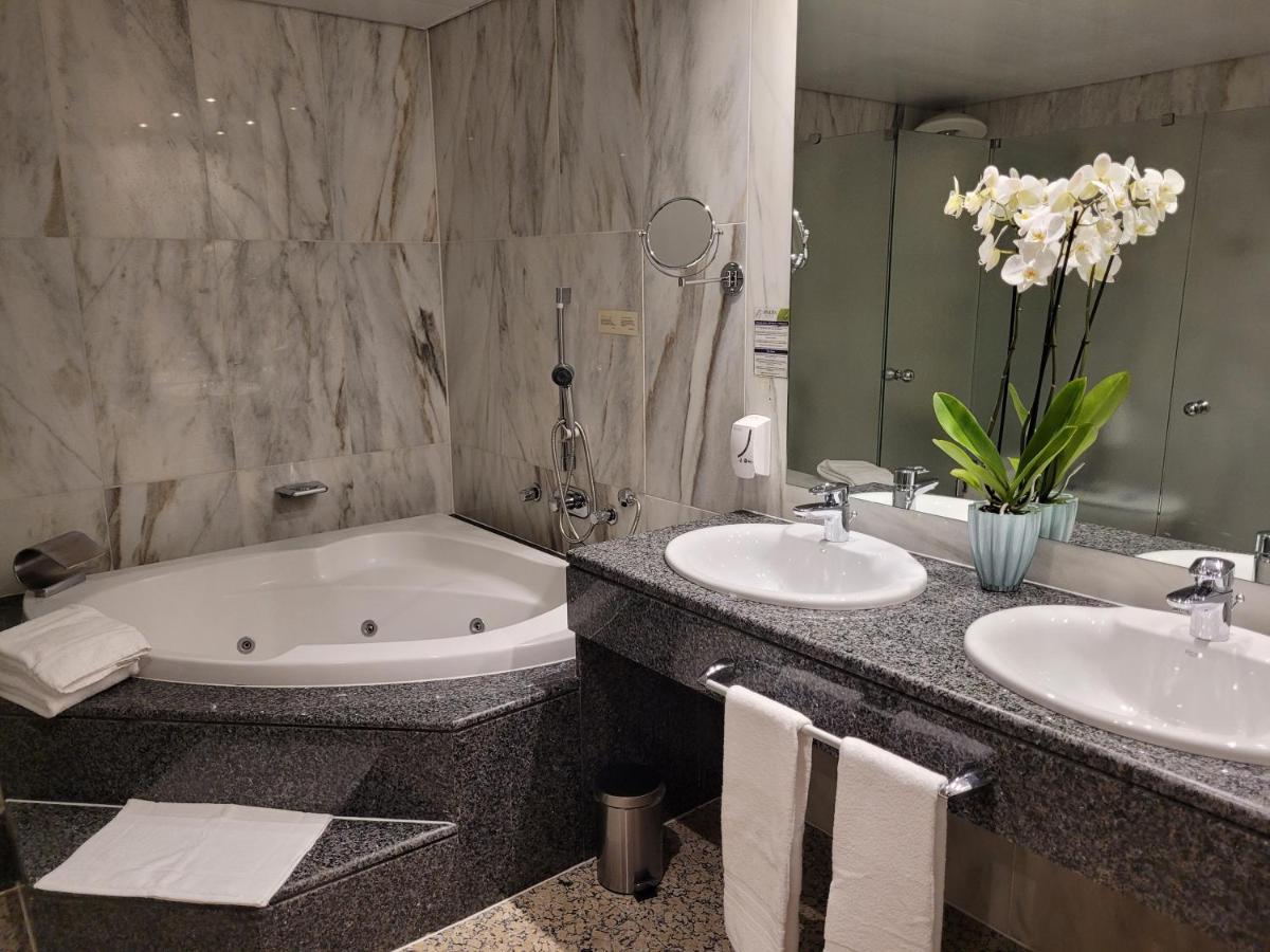 Amaltea By Executive Sport Hotel 4*