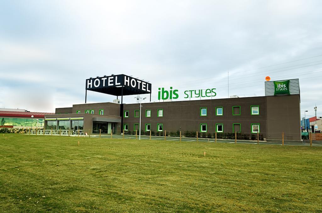 Ibis Styles Torrefarrera Hotel Torrefarrera