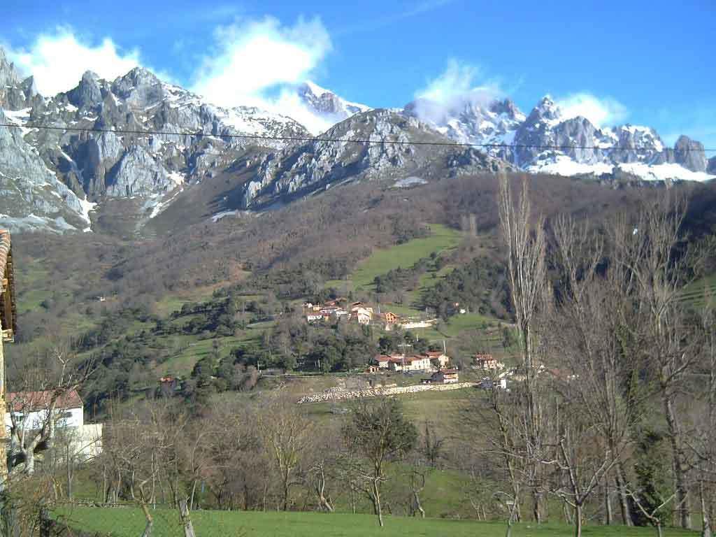 Rurales Picos De Redo * Camaleno