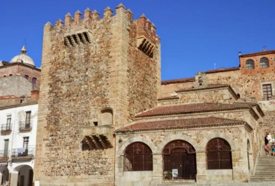 Apartamento Las Encinas Caces